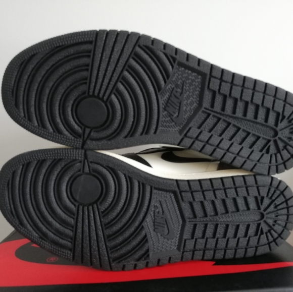 Jordan 1 mocha - Picture 3 of 6